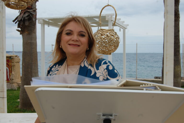 Lucianella Stifani, se cerchi una celebrante professionista per il tuo matrimonio